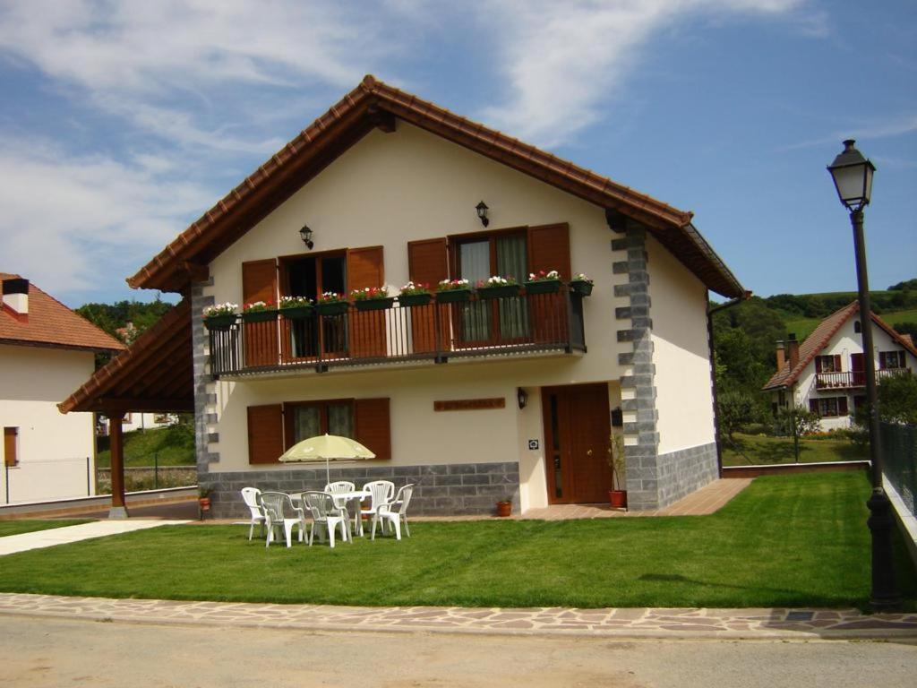 Maison d'hôtes Casa Rural Irugoienea à Espinal-Auzperri Extérieur photo